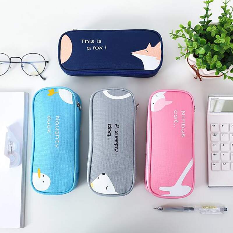 

1pc Random Cartoon Graphic Pencil Case, Multicolor