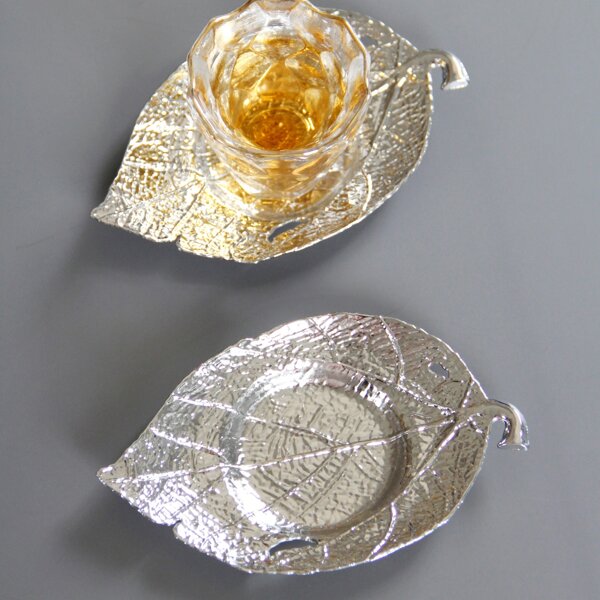 

1pc Leaf Shaped Metal Coaster, Silver