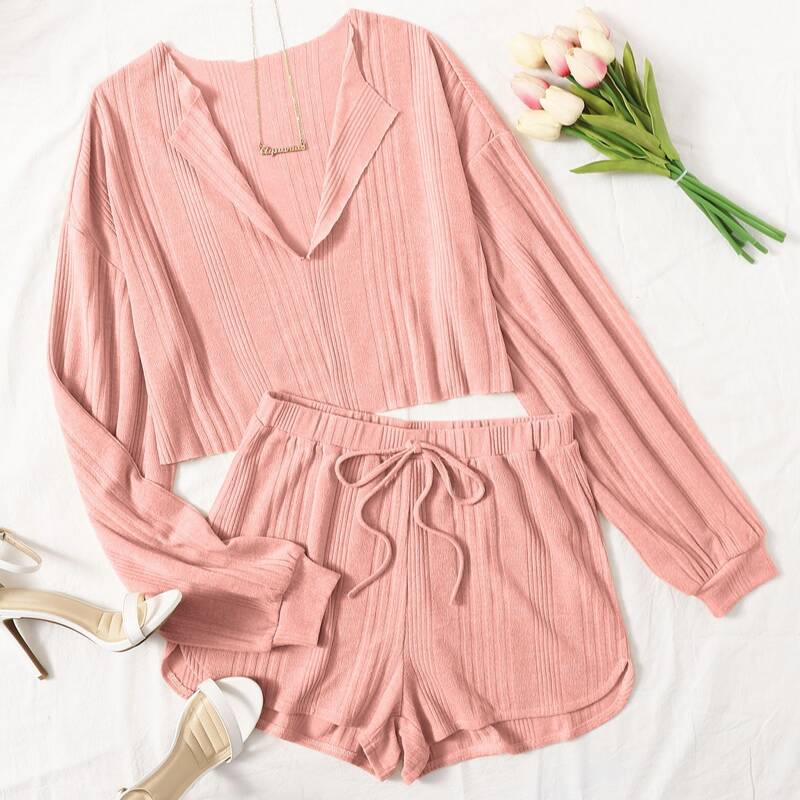 

Drop Shoulder Notched Neck Top & Shorts Set, Dusty pink