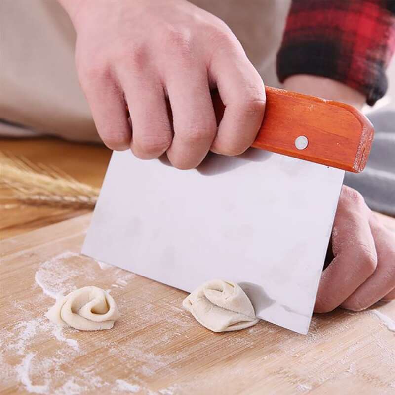 

1pc Stainless Steel Dough Cutter, Brown