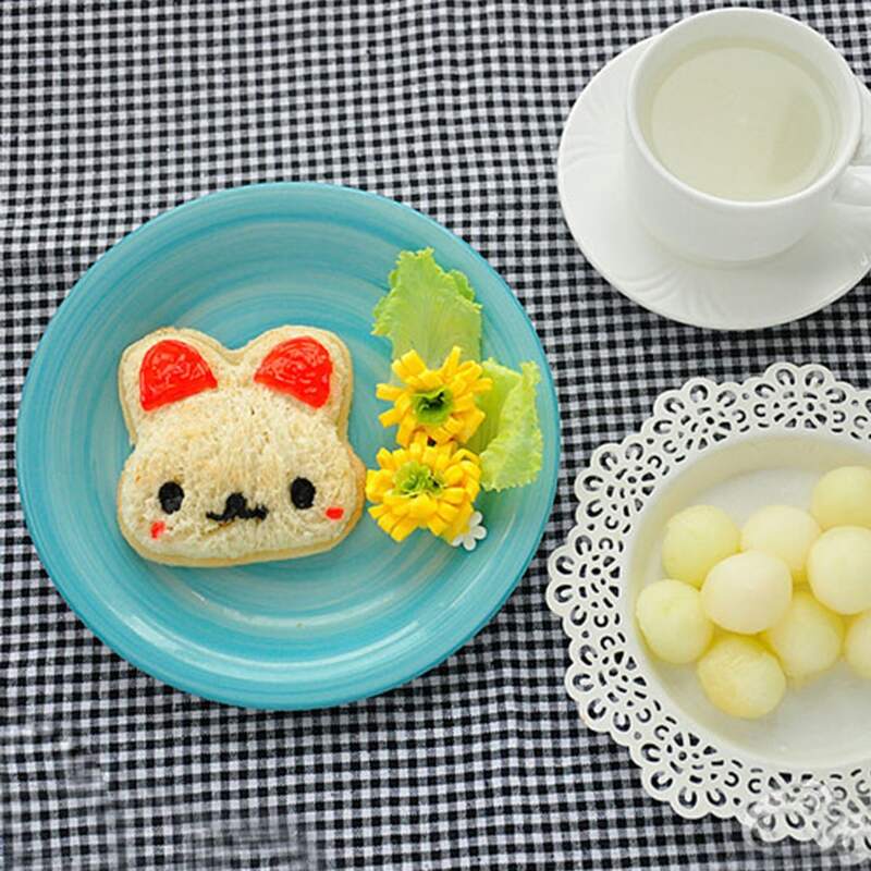 

1pc Rabbit Shaped Sandwich Mold, Pink