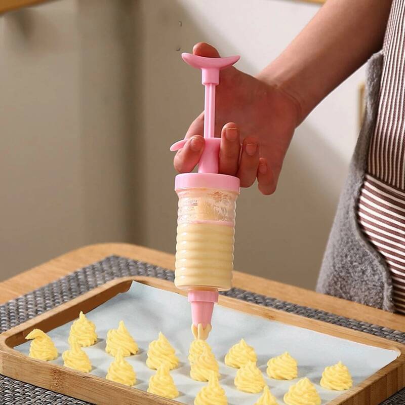 

8pcs Cake Decorating Nozzle Set, Pink