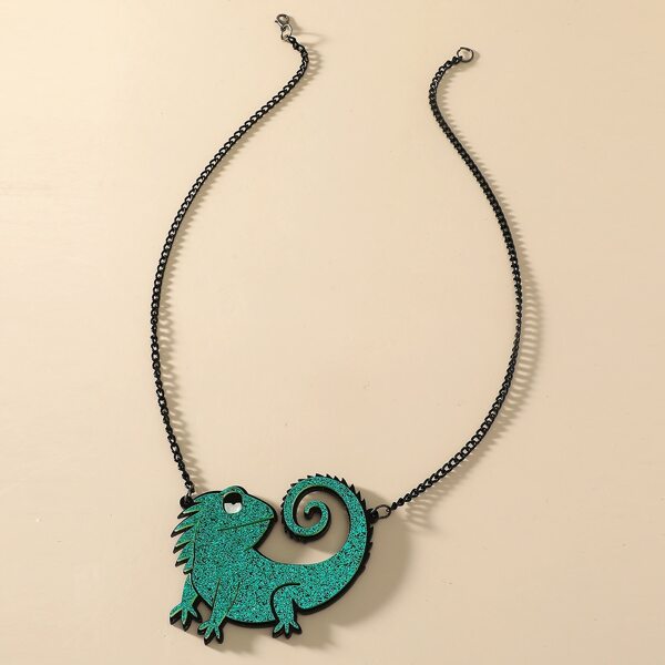 

Animal Decor Necklace, Green