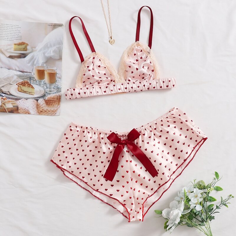 

Heart Print Lace Trim Satin PJ Set, Baby pink
