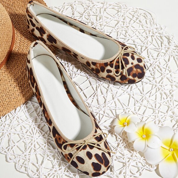 

Bow Decor Leopard Flats, Multicolor