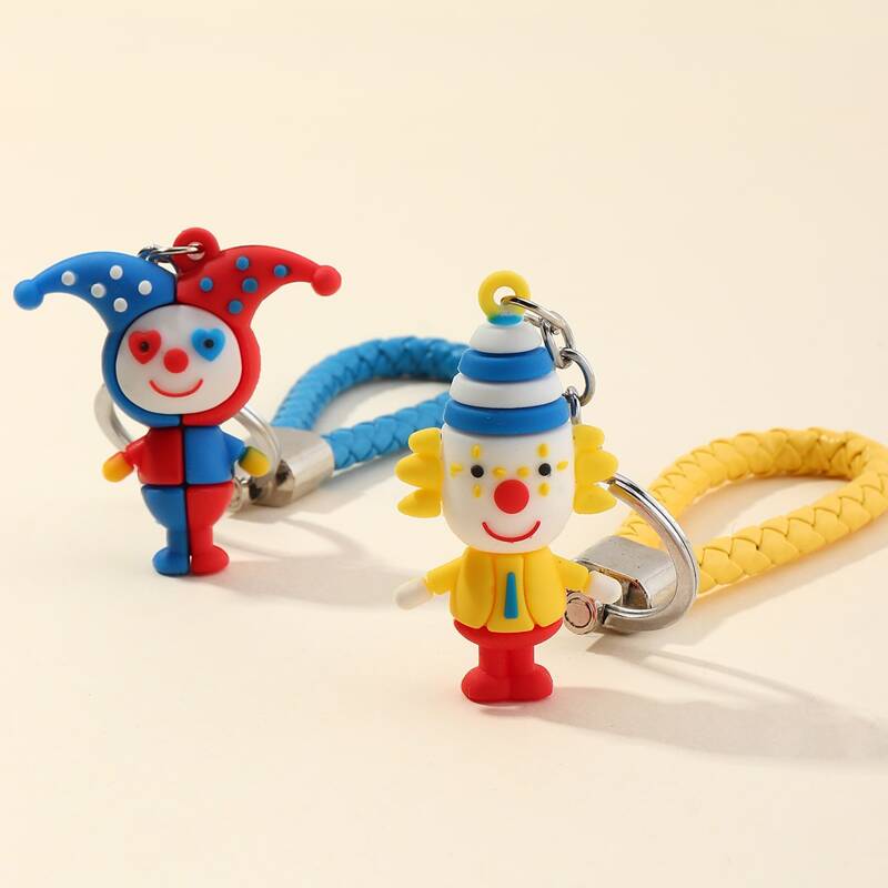 

2pcs Cartoon Clown Keychain, Multicolor