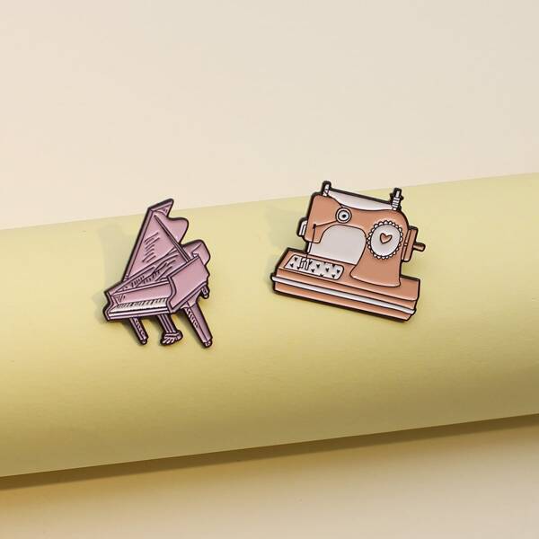 

2pcs Piano Design Brooch, Multicolor