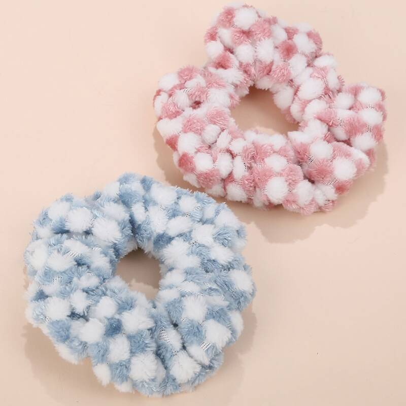 

2pcs Gingham Plush Scrunchie, Multicolor