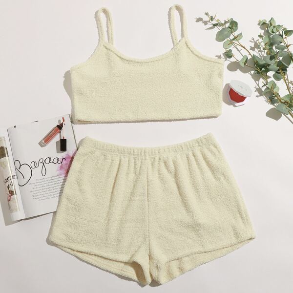 

Plus Flannel Cami Top & Shorts Pajama Set, Beige