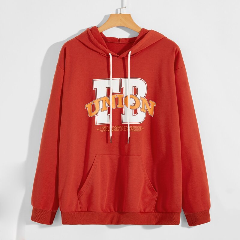 

Guys Kangaroo Pocket Letter Graphic Hoodie, Red