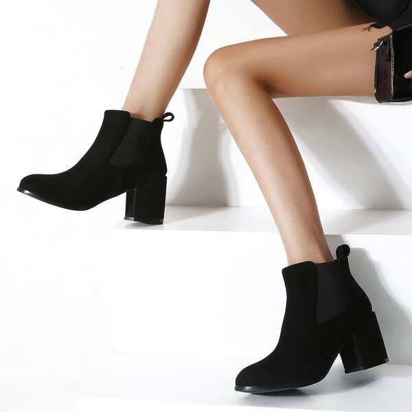 

Chunky Heeled Chelsea Boots, Black