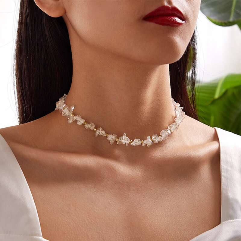 

Crystal Design Choker, White