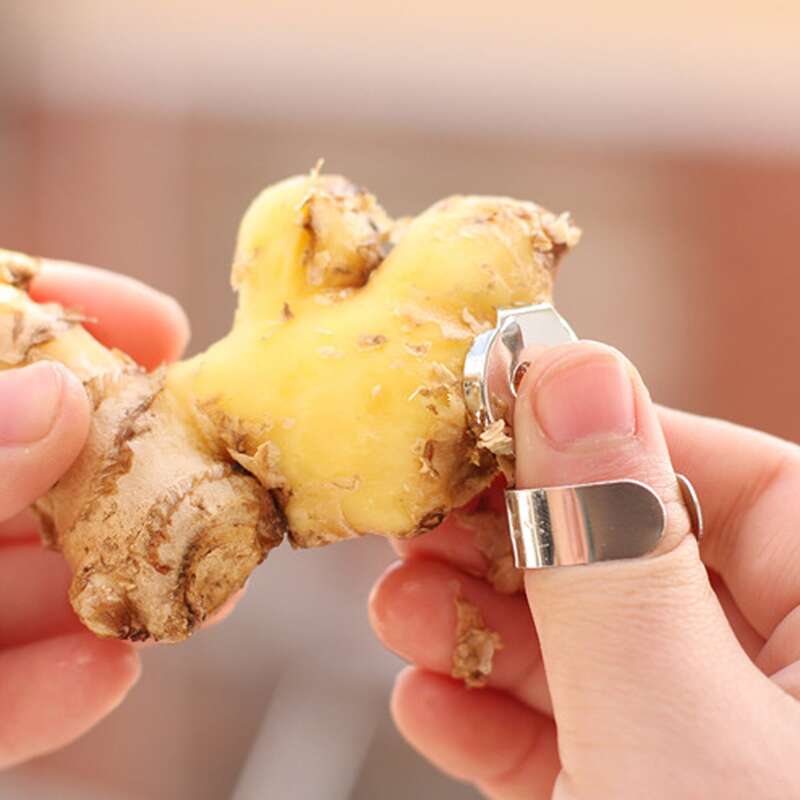

1pc Stainless Steel Finger Peeler, Silver