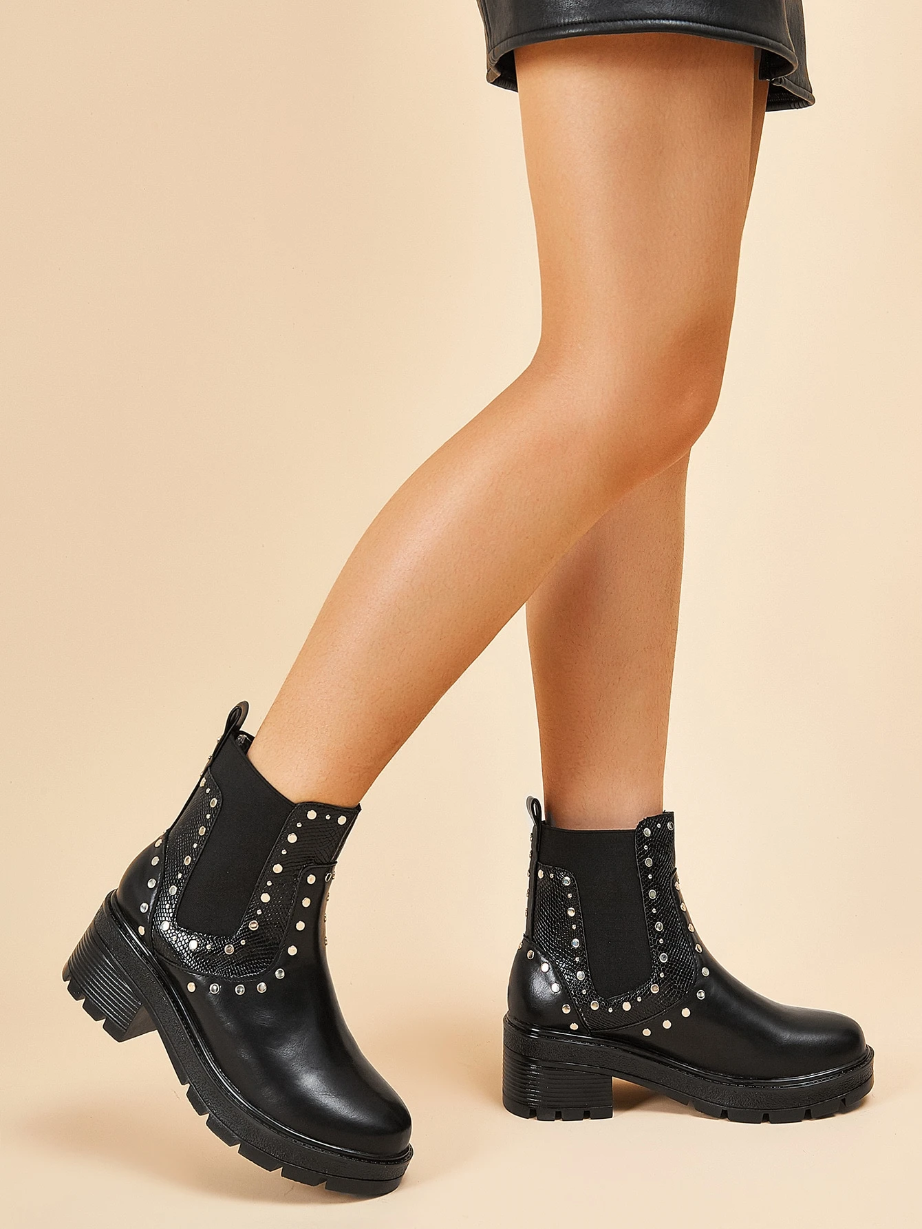 bottines homme cloutées