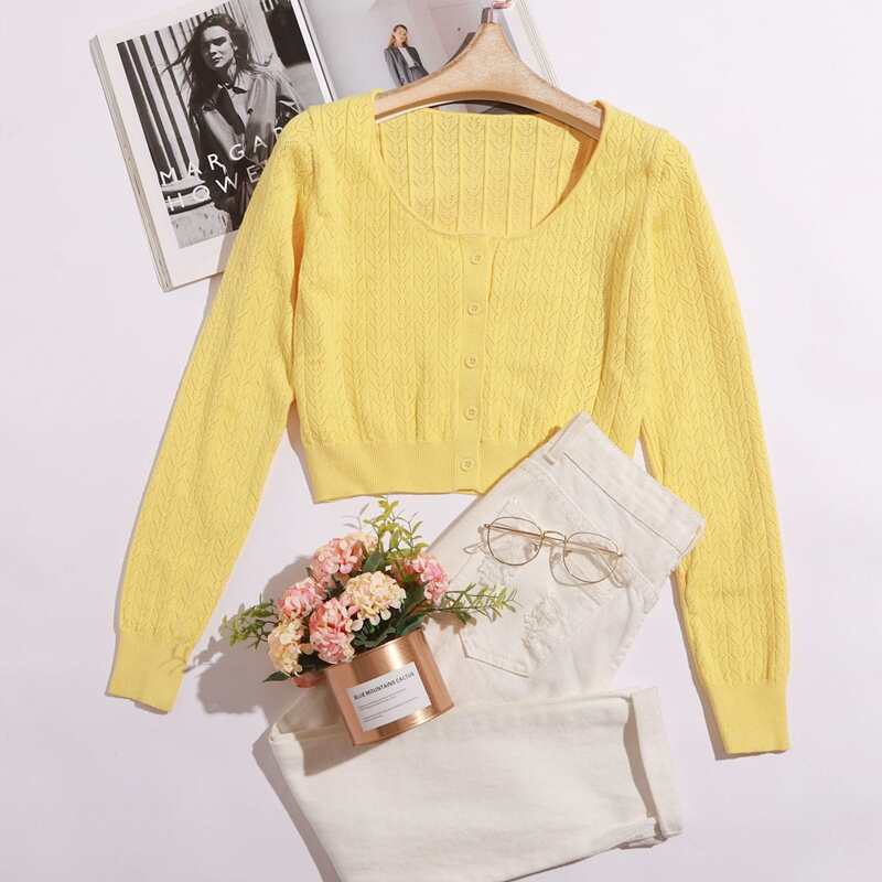 

Scoop Neck Button Front Crop Cardigan, Yellow