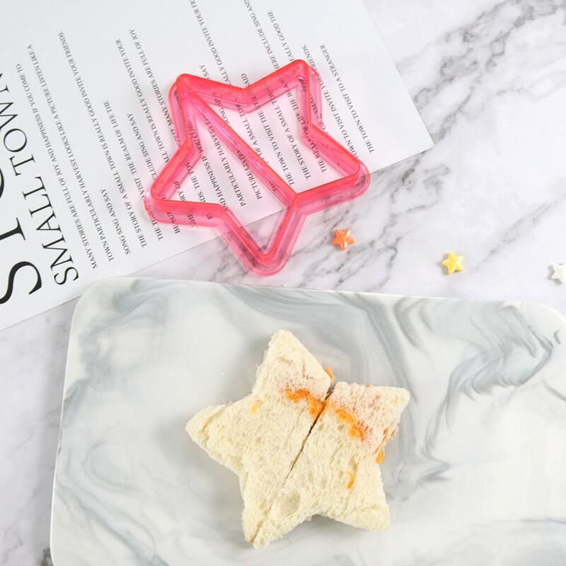 

1pc Star Shaped Sandwich Mold, Pink