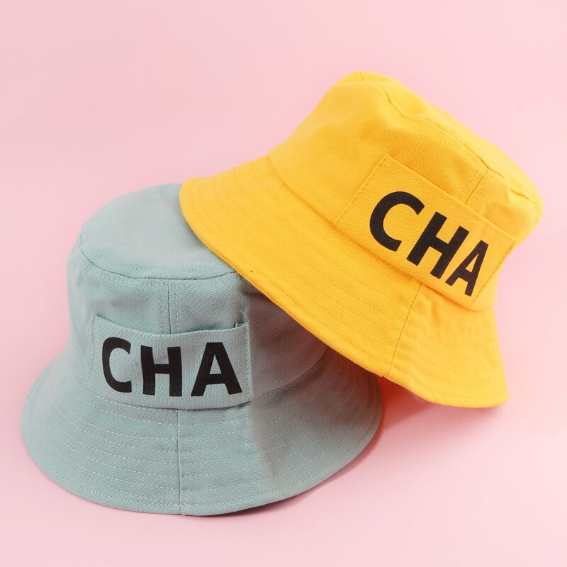 

2pcs Letter Graphic Bucket Hat, Multicolor