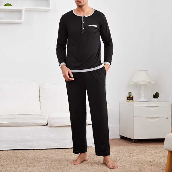 

Men Button Front Contrast Panel Pajama Set, Black