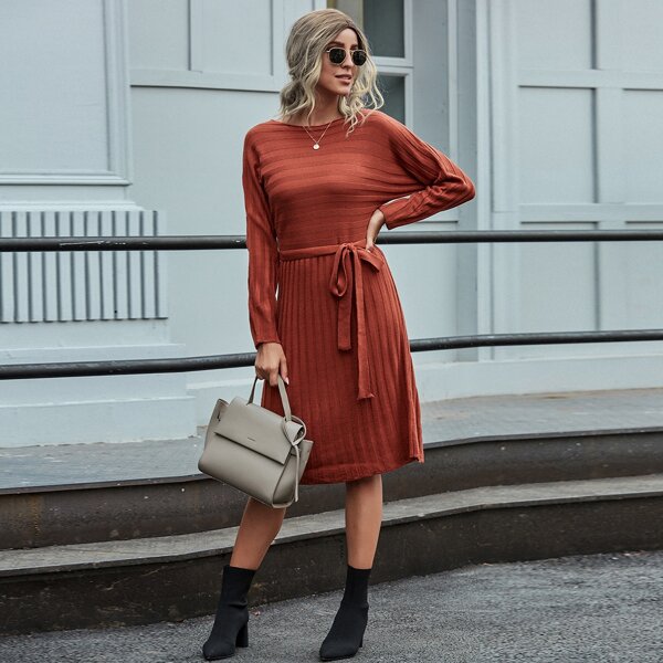 

Batwing Sleeve Belted Sweater Dress, Burnt orange