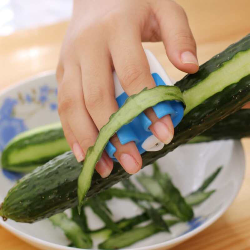 

1pc Random Color Finger Peeler, Multicolor