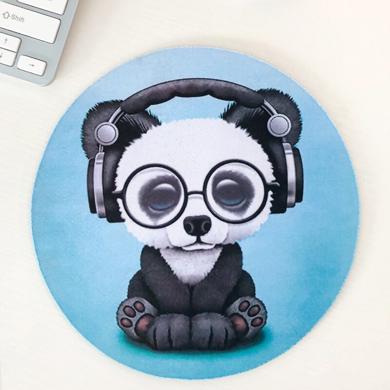 

Cartoon Graphic Round Mouse Pad, Multicolor