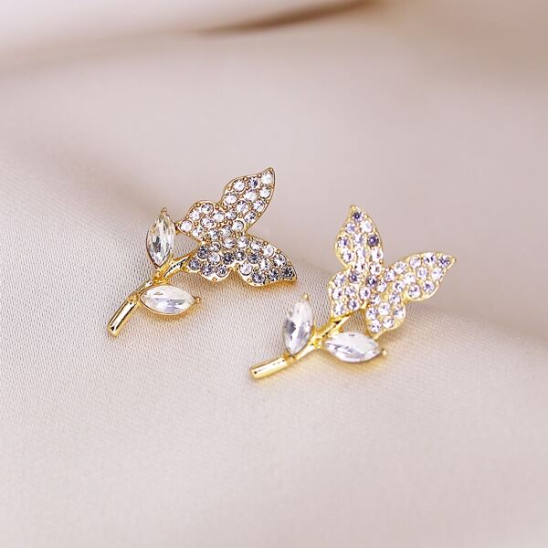 

Rhinestone Decor Butterfly Design Stud Earrings, Gold