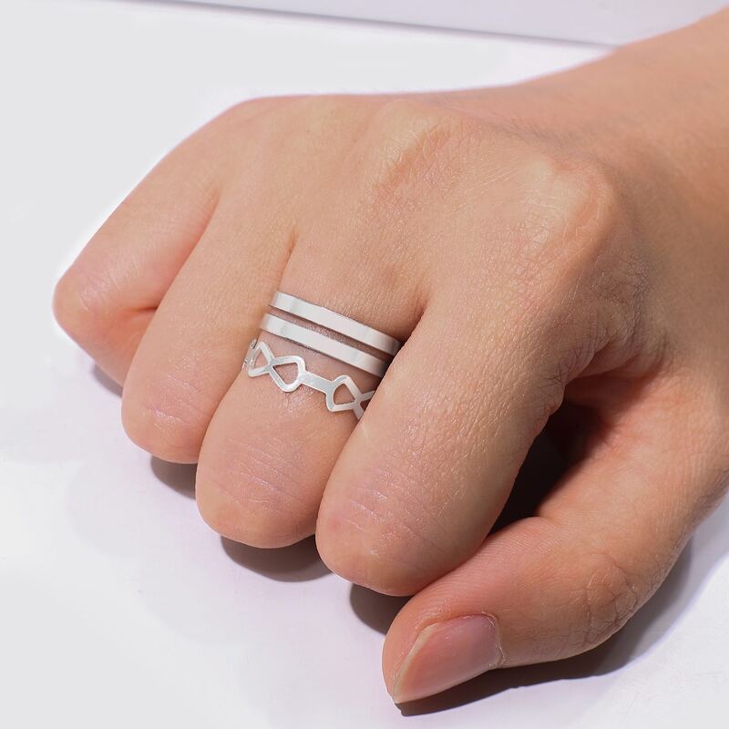 

Bow Cuff Ring, Silver