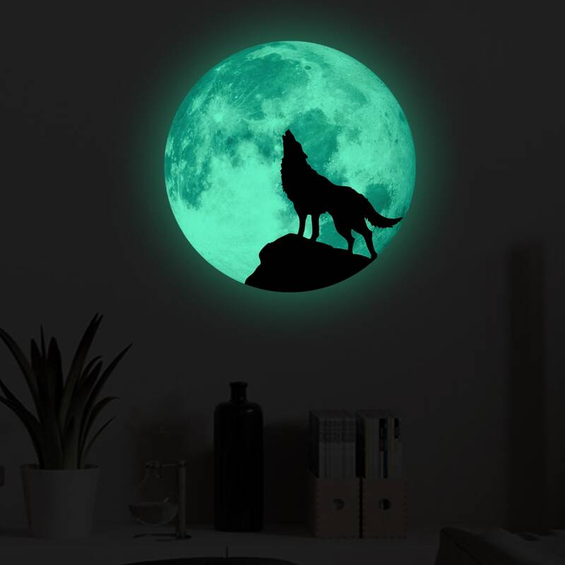 

Round Wolf Print Luminous Wall Sticker, Green