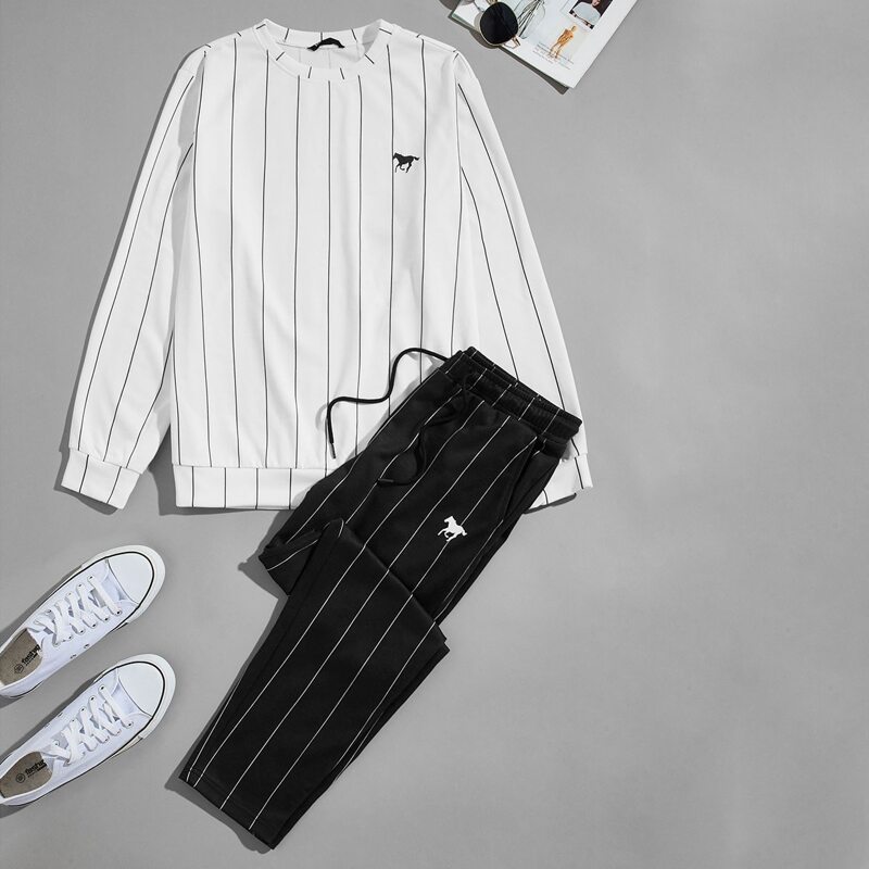 

Guys Horse Print Striped Pullover & Sweatpants Set, Black and white