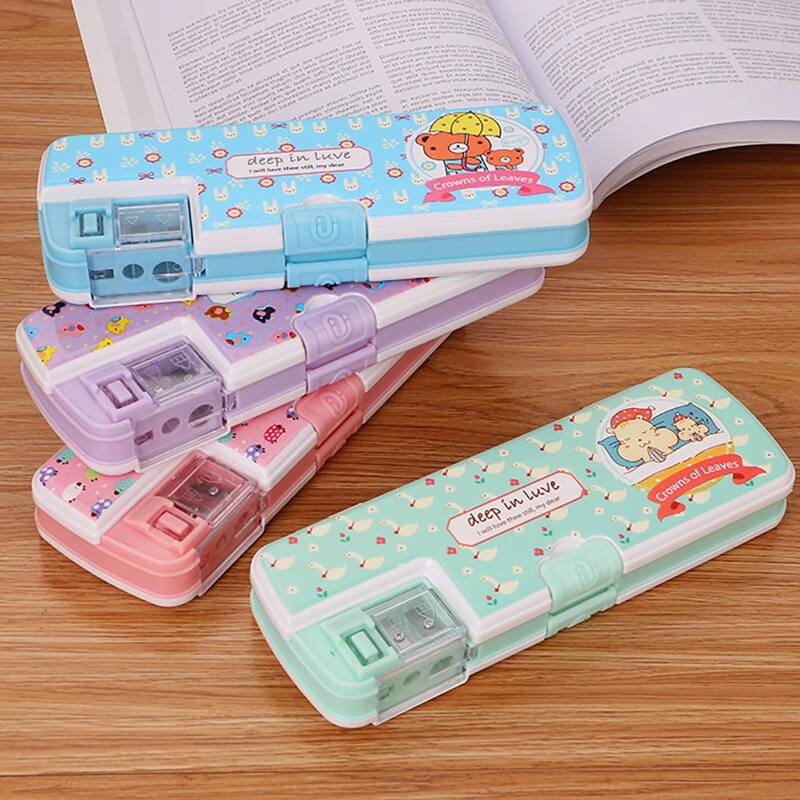 

1pc Cartoon Graphic Random Pencil Case, Multicolor