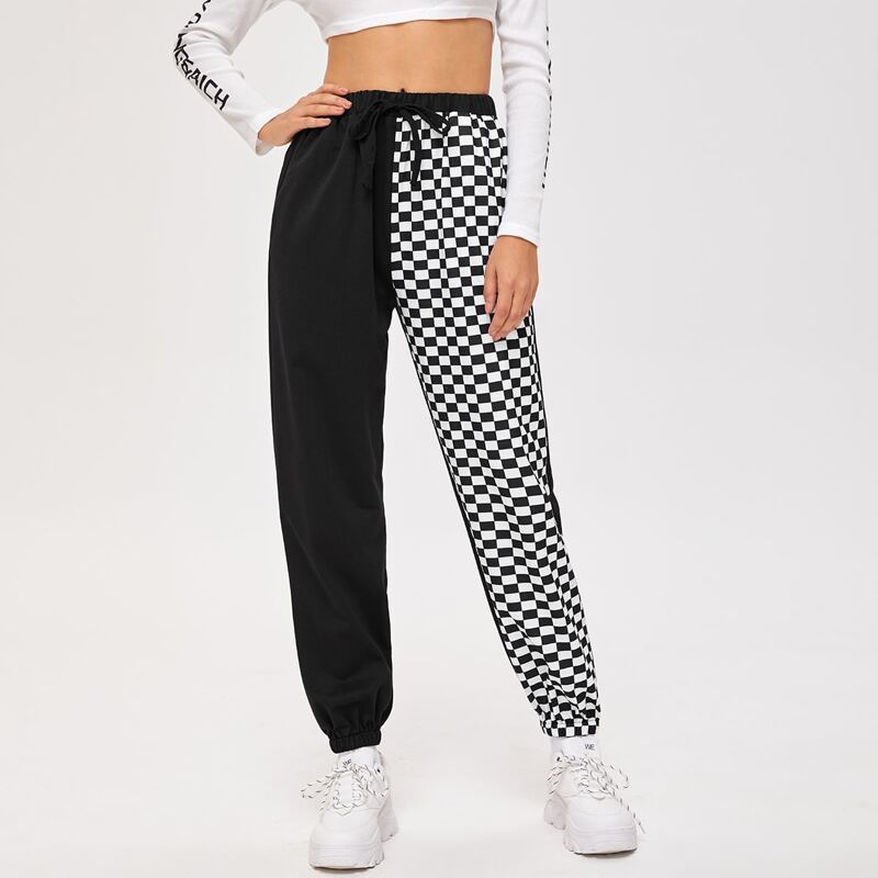 

Contrast Plaid Sweatpants, Black and white