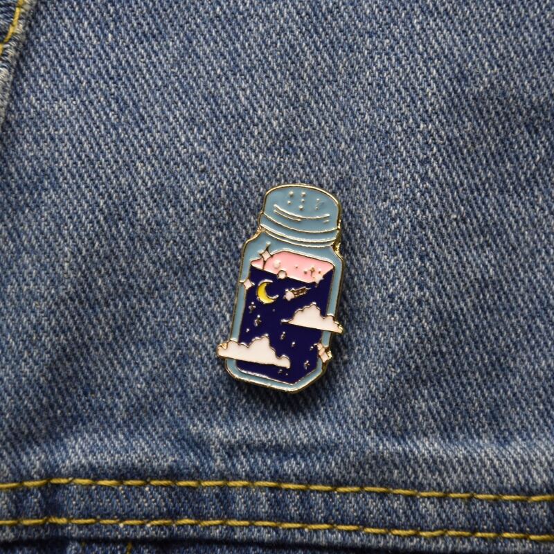 

1pc Cartoon Bottle Shaped Design Brooch, Multicolor