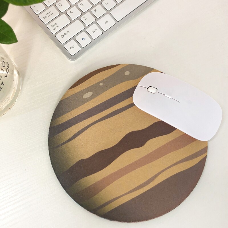 

Graphic Round Mouse Pad, Multicolor