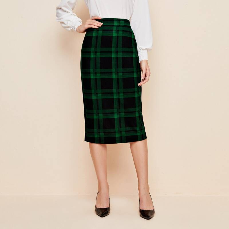 

Slant Pocket Split Back Plaid Skirt, Green
