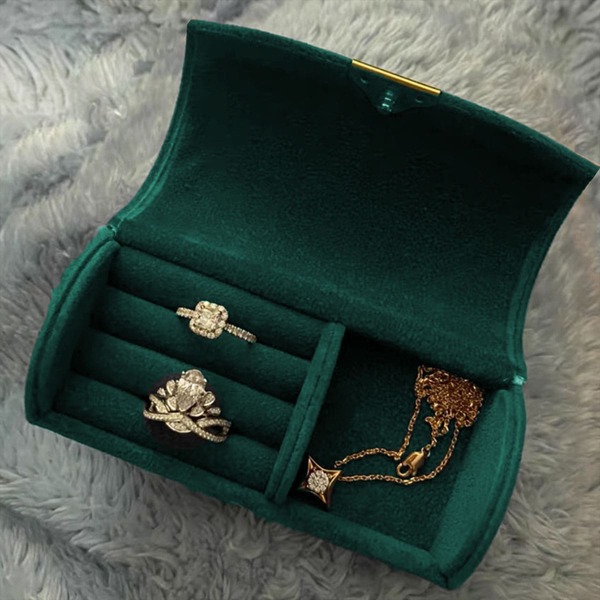 

Felt Jewelry Storage Box, Dark green