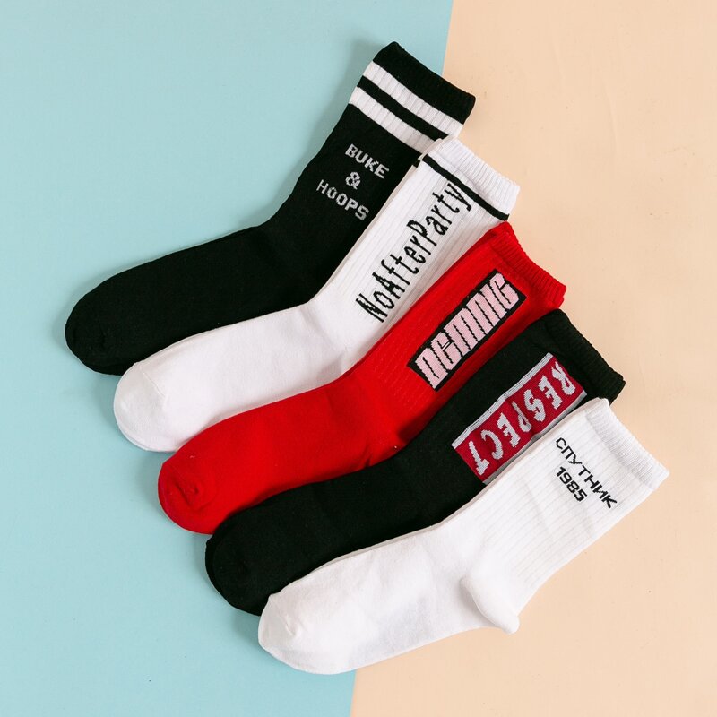 

5pairs Guys Letter Graphic Socks, Multicolor