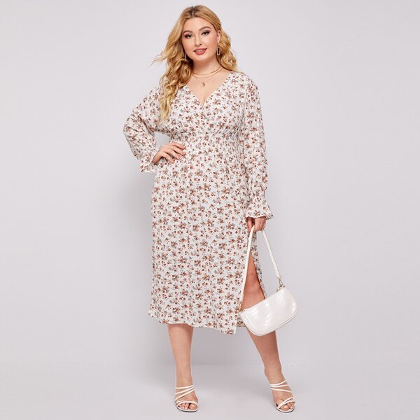 

Plus Ditsy Floral Split Hem Flounce Sleeve Dress, Multicolor