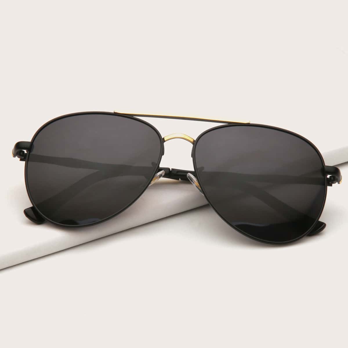 

Guys Top Bar Aviator Polarized Sunglasses, Black