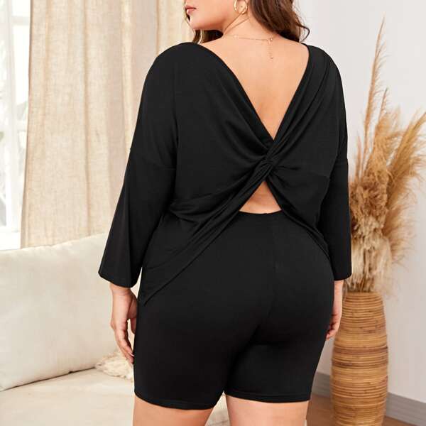 

Plus Twist Back Tee With Shorts PJ Set, Black