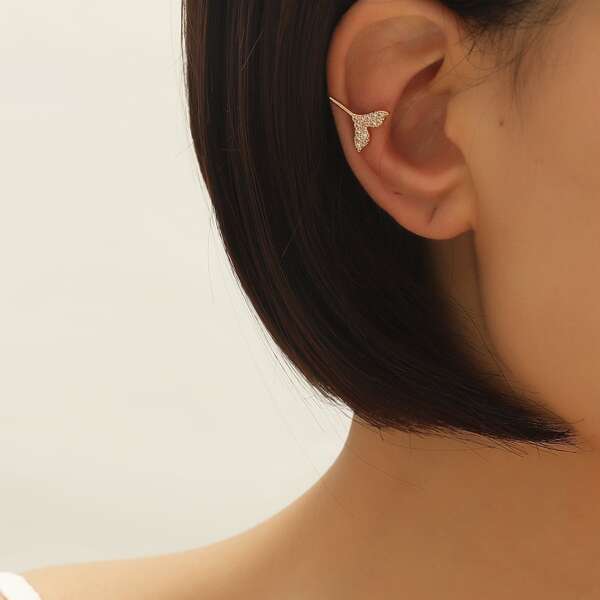 

1pc Mermaid Tail Design Ear Cuff, Gold