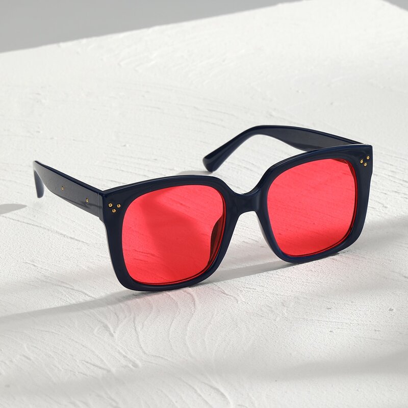 

Guys Rivet Decor Sunglasses