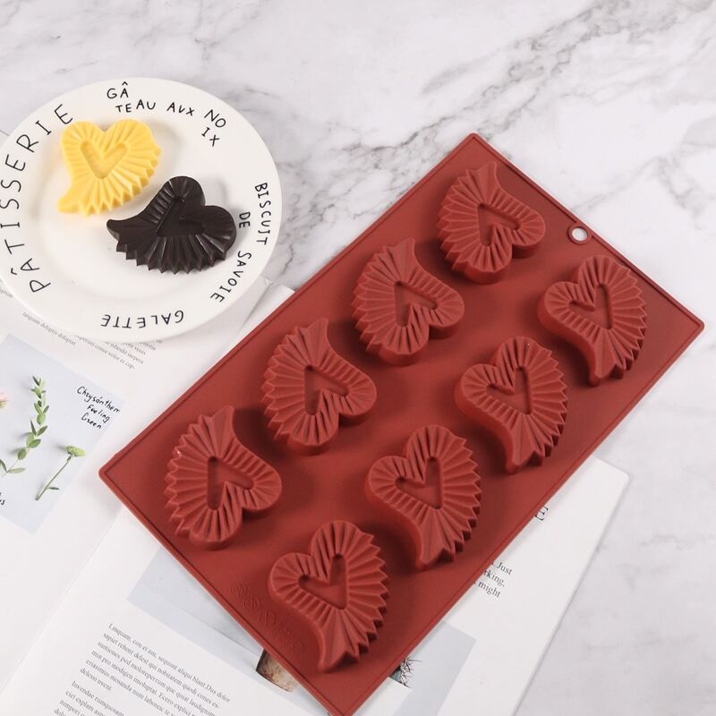

Heart Shaped Silicone Mold, Burgundy
