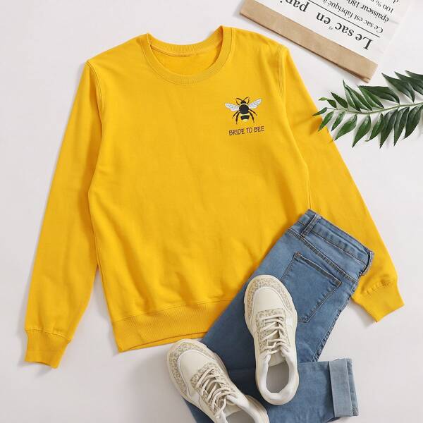 

Bee & Slogan Graphic Sweatshirt, Mustard yellow