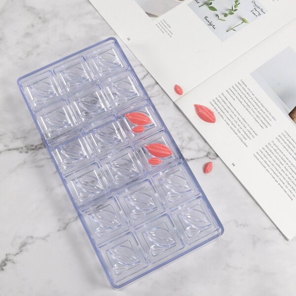 

Leaf Shaped Chocolate Mold, Purple clear