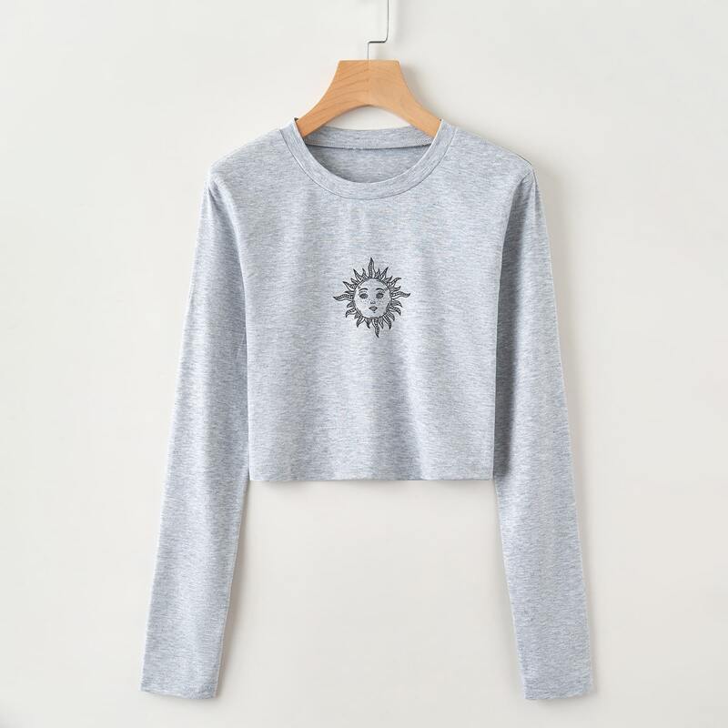 

Sun Graphic Crop Tee, Light grey