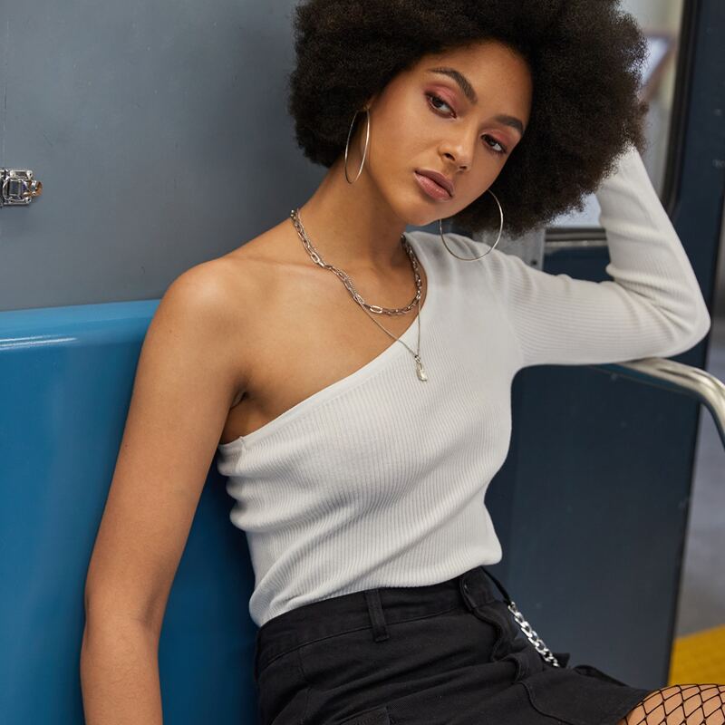 

One Shoulder Solid Sweater, White