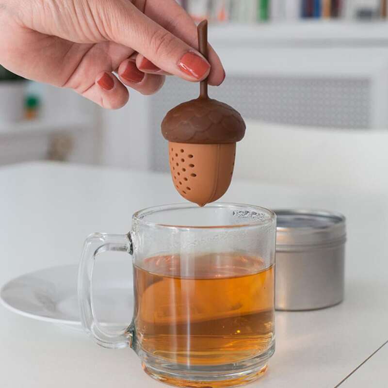 

Pinecone Shaped Tea Filter, Coffee brown