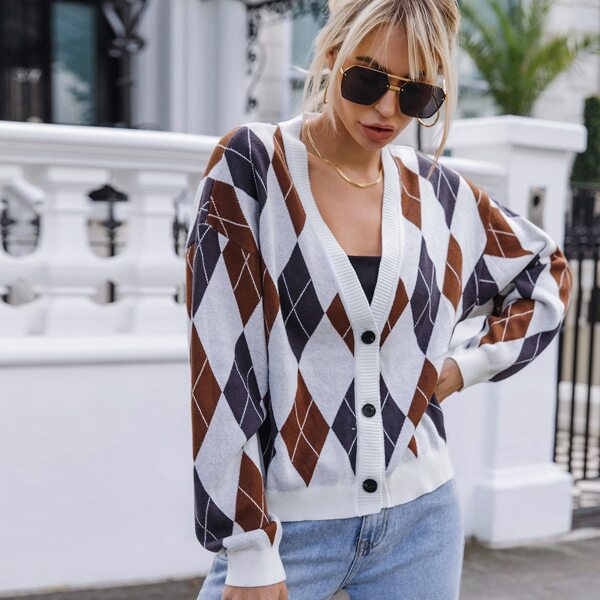 

Buttoned Front Argyle Pattern Cardigan, Multicolor