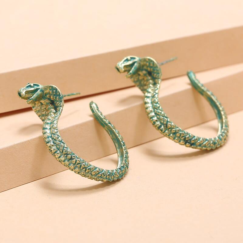 

Snake Design Hoop Earrings, Green