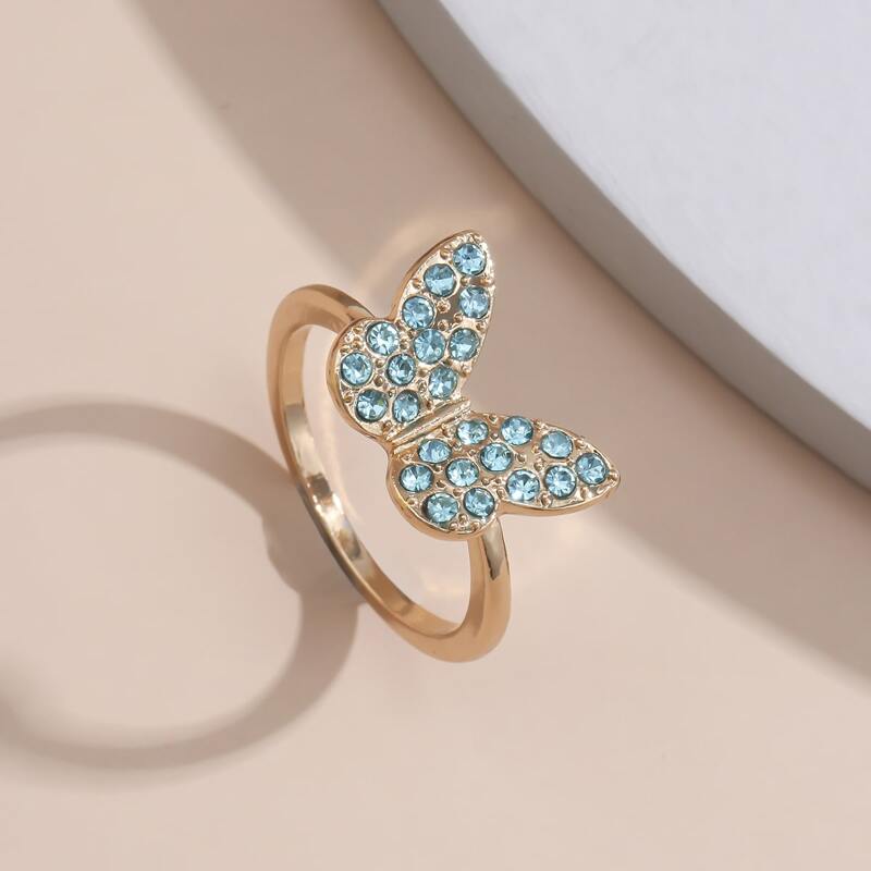 

Rhinestone Butterfly Ring, Gold